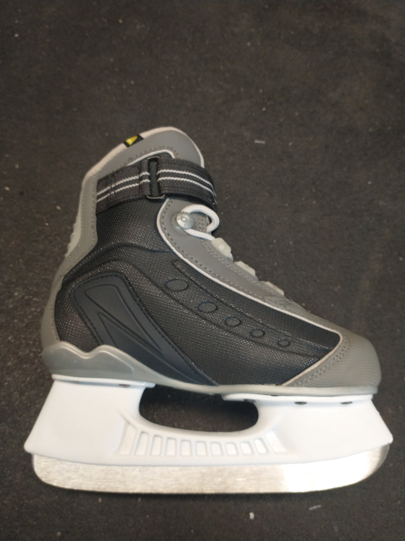 Load image into Gallery viewer, Nike Ice Skates Size Youth 1
