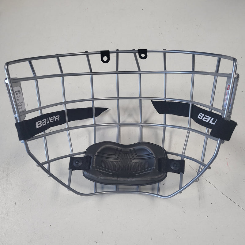 Load image into Gallery viewer, Slightly Used Bauer X Type B1 Hockey Cage
