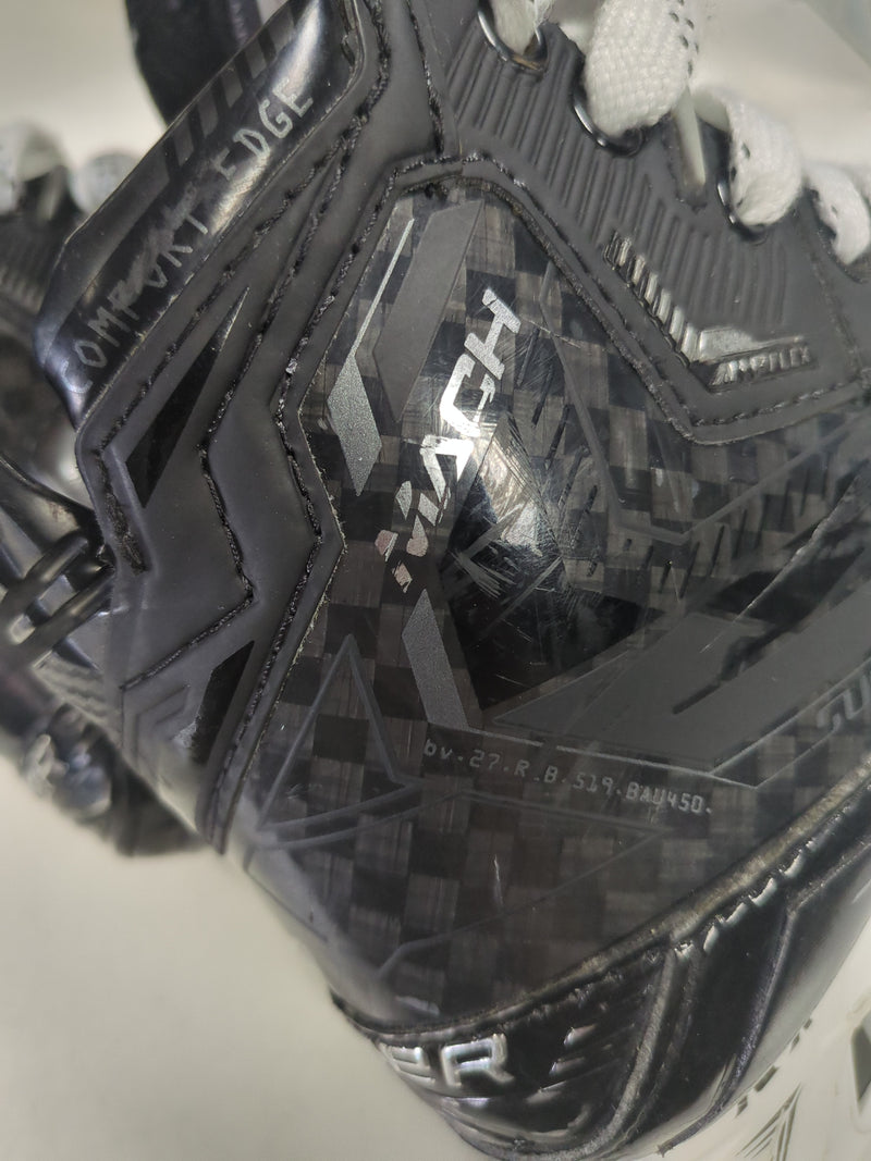 Load image into Gallery viewer, Used Bauer Supreme Mach Size 5 Fit 3 Intermediate Hockey Skates
