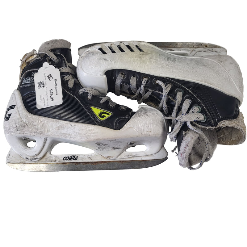 Load image into Gallery viewer, Used Graf Goaler Pro Goalie Skates Size 6
