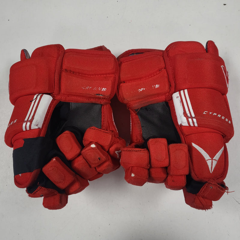 Load image into Gallery viewer, Used Verbero Cypress Hockey Gloves - 13 Inch
