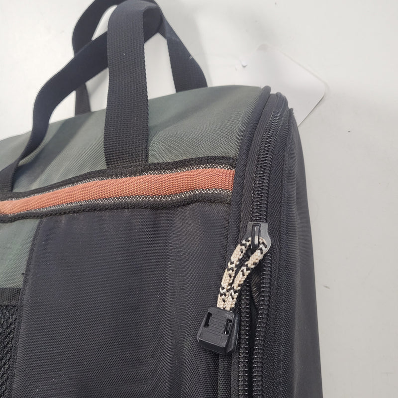Load image into Gallery viewer, Used Callaway Golf Deluxe Travel Shoe Bag Zippered Handled Extra Pockets
