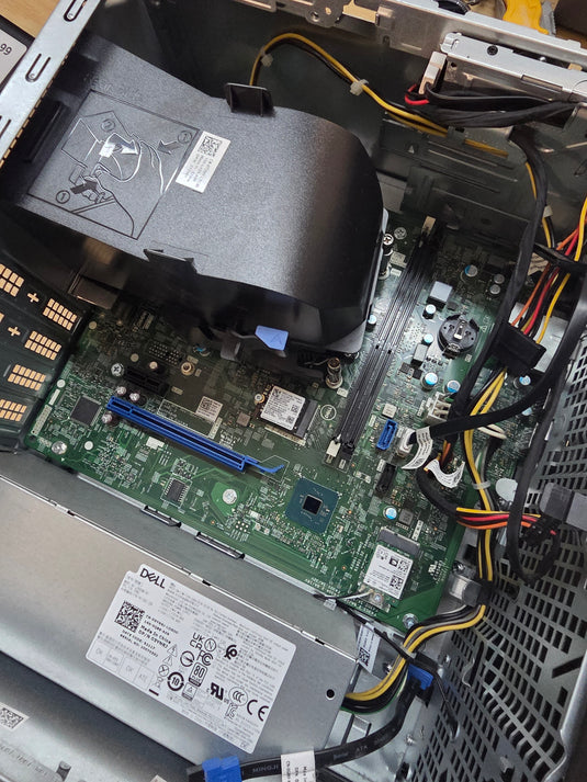 Dell inspiron 3891 PC parts only no HDD or RAM