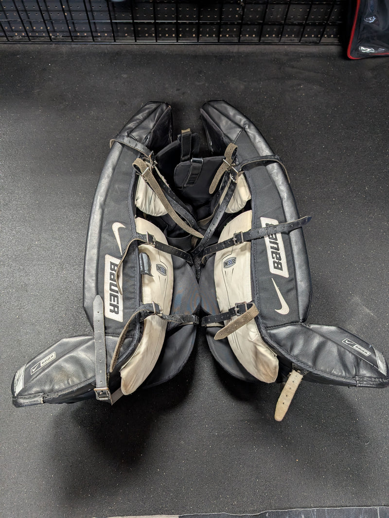 Load image into Gallery viewer, Used Nike Bauer Supreme One55SE Senior 34" Goalie Leg Pads
