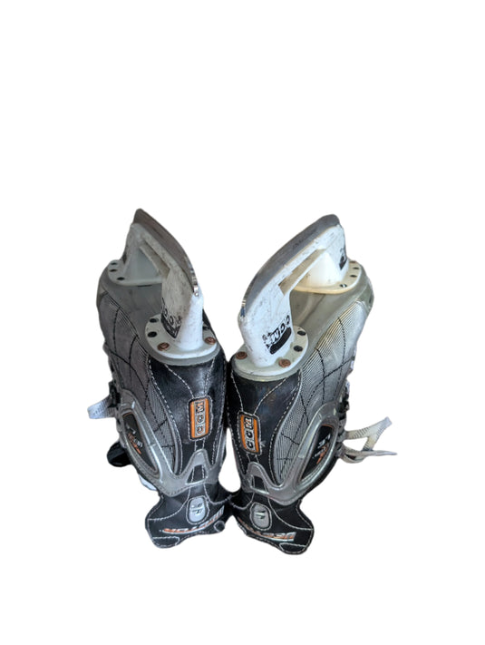 Used CCM Vector LE Size 3.5D Junior Hockey Skates
