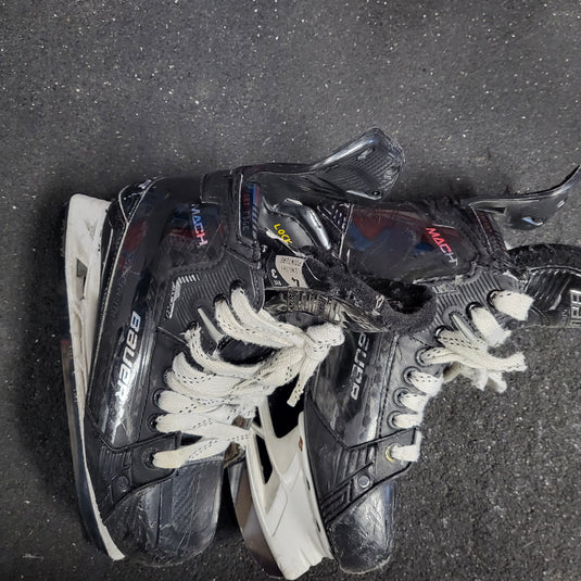 Used Bauer Supreme Mach Int. Size 4 Fit 3 Hockey Skates