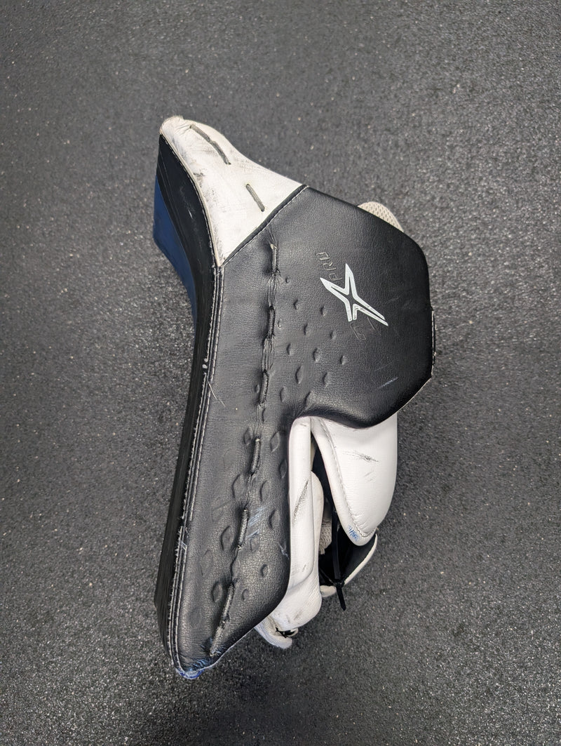Load image into Gallery viewer, Used Bauer Vapor 2X Pro Senior Hockey Goalie Blocker
