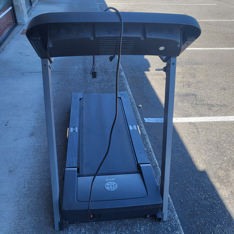 Load image into Gallery viewer, Used Golds Gym 450 Treadmill
