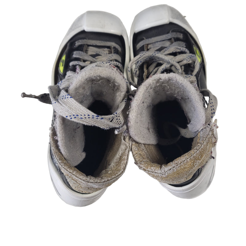 Load image into Gallery viewer, Used Graf Goaler Pro Goalie Skates Size 6
