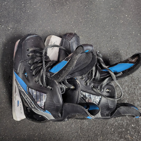 Used True TF7 SIze 2.5R Ice Hockey Skates