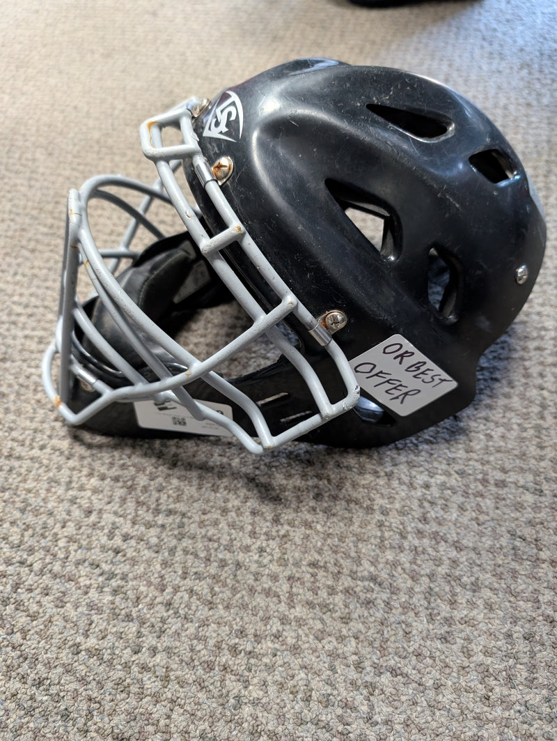Load image into Gallery viewer, * For Parts* Used Louisville Slugger Catchers Mask
