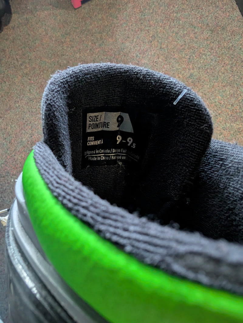 Load image into Gallery viewer, Used Bauer Konekt HF2 Senior Size 9-9.5 Hockey Goalie Skates
