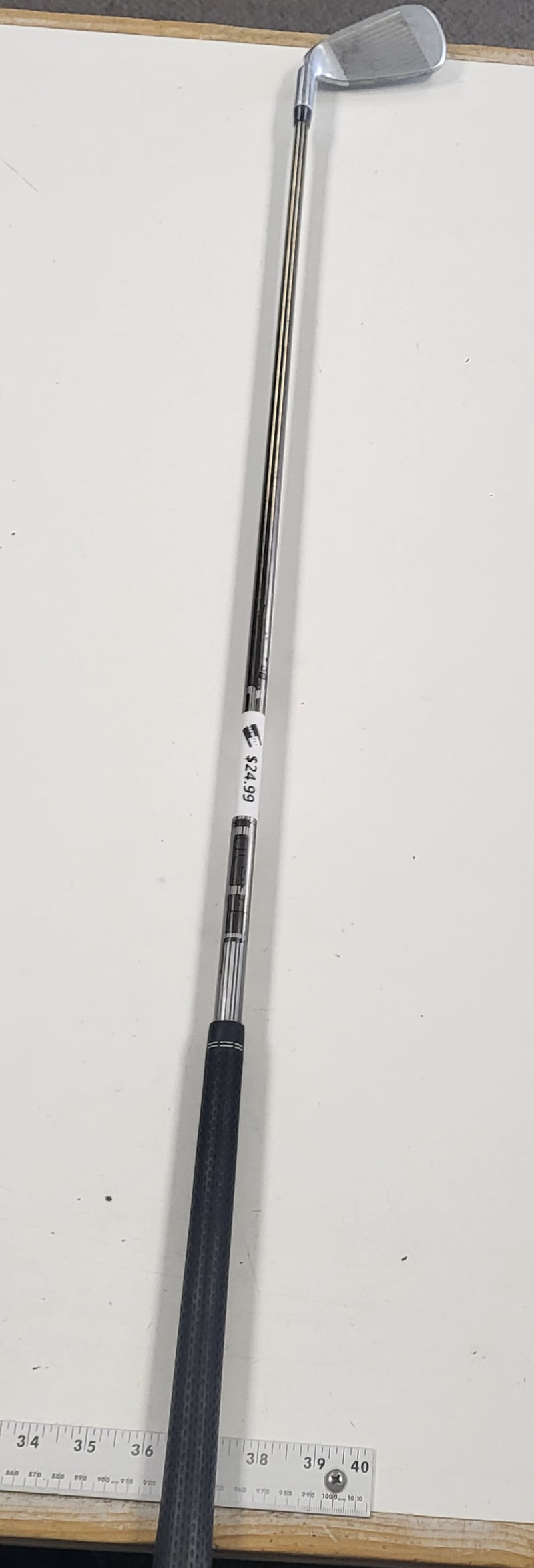 Load image into Gallery viewer, Used golf pride ping g400 5 wedge
