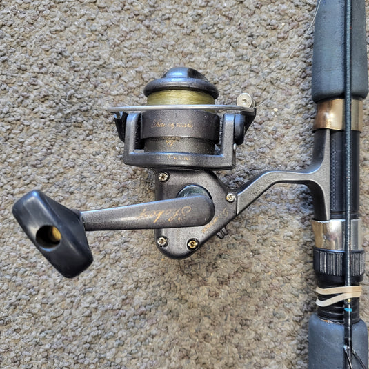 Used Abu Garcia Bronco BS60L Fishing Pole with Shakespeare Excursion Reel