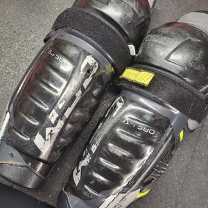 Used CCM Tacks AS580 Hockey Shin Guards 11"