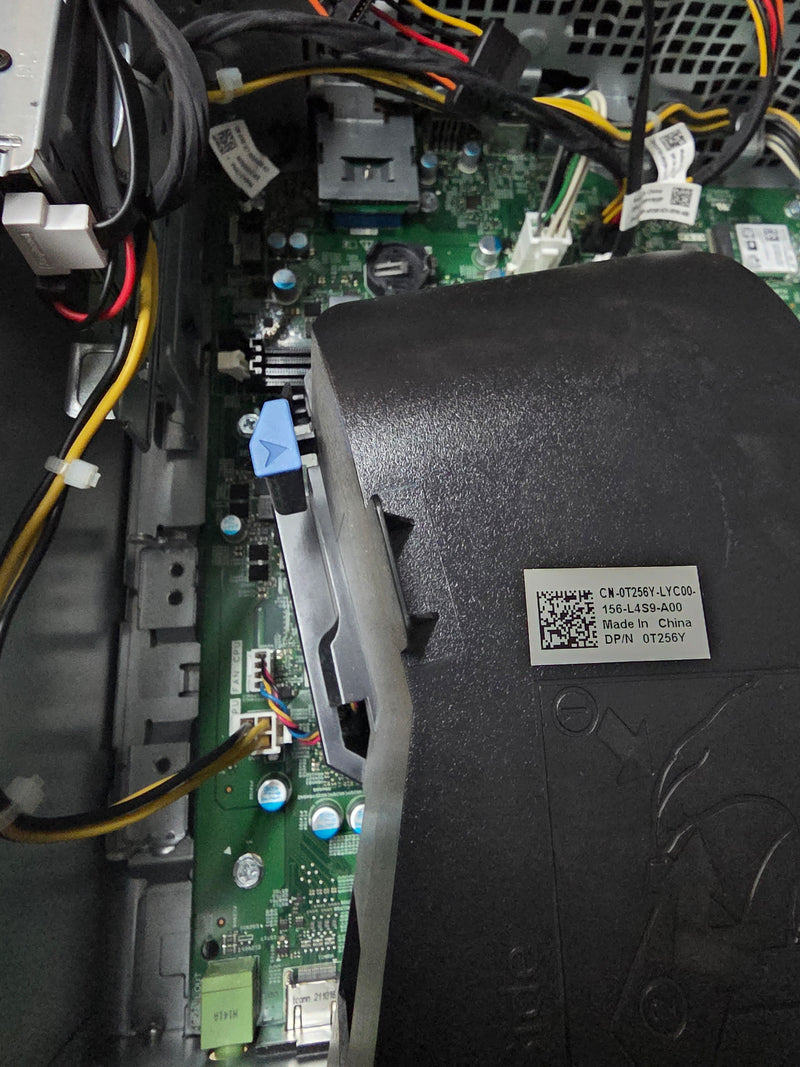 Load image into Gallery viewer, Dell inspiron 3891 PC parts only no HDD or RAM
