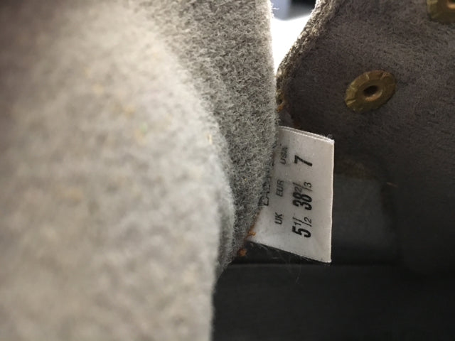 Load image into Gallery viewer, Asolo AFX 335 Grey Ladies 7 Used Hiking Boots
