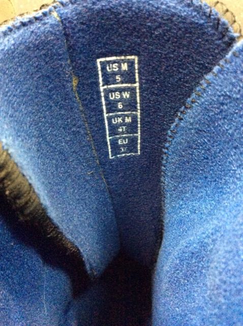 Airwalk Grey Size Specific 5 Used Snowboard Boots