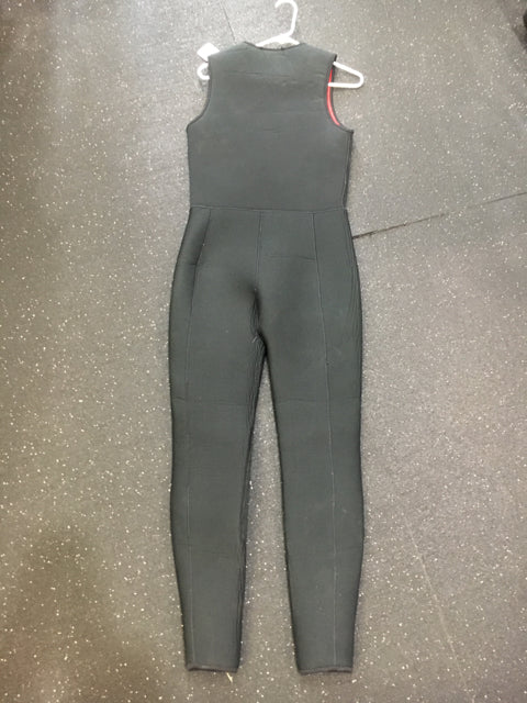 Load image into Gallery viewer, Black Sr Used Wetsuit
