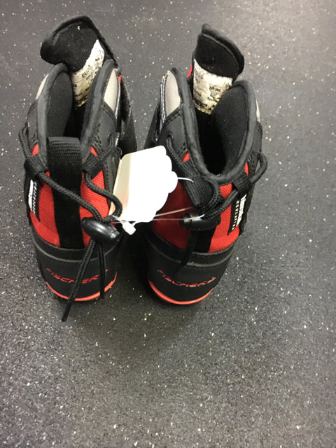 Load image into Gallery viewer, Fischer Black / Red Sr Size Specific Used Cross Country Boots
