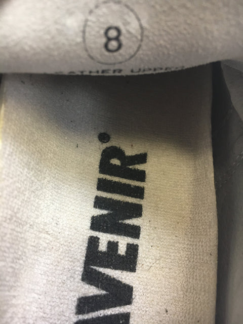 Load image into Gallery viewer, Used Avenir Grey/White Mens 8 Used Biking Shoes
