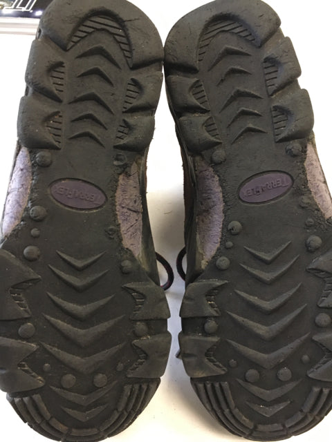 Load image into Gallery viewer, Montrail Terra-Flex Brown 7.5 Womens Used Hiking Boots
