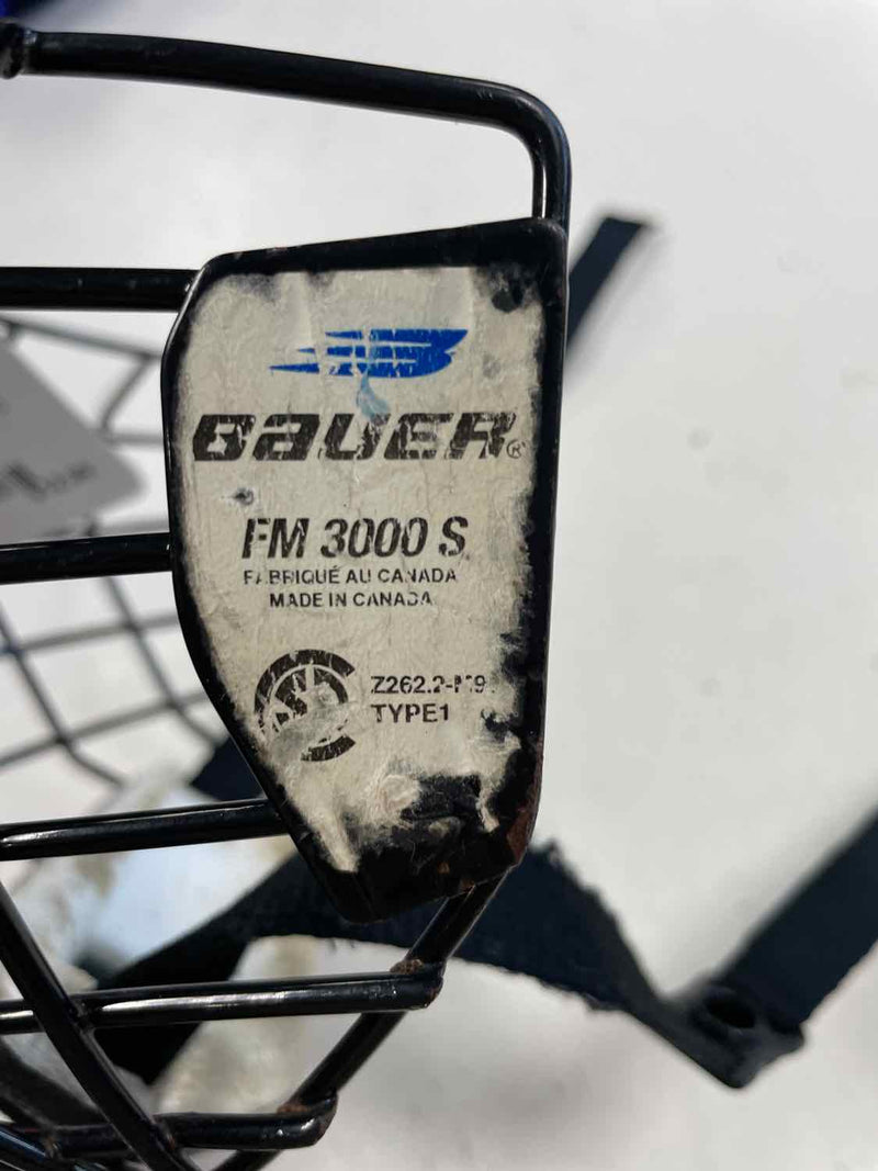 Load image into Gallery viewer, Used Bauer Black Sr Small Cage/Visor
