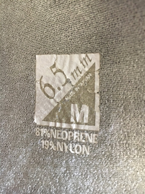 Load image into Gallery viewer, Used Tilos Hydro Gear Black Sr Size Specific M Wetsuit
