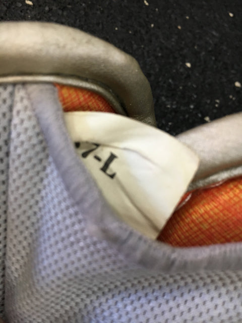 Load image into Gallery viewer, Used Warrior EXOLYTE White/Orange Sr Large Lacrosse Arm Pads
