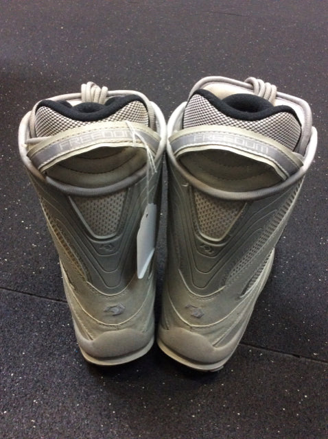 Load image into Gallery viewer, Northwave Freedom Grey Mens Size Specific 6 Used Snowboard Boots
