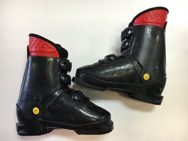 Load image into Gallery viewer, Used Nordica 173 Black/Red/Yellow Size 24.0 Downhill Ski Boots
