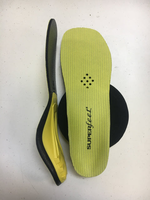 Load image into Gallery viewer, Superfeet Yellow New Size Specific Jr. Small Skate Accessories
