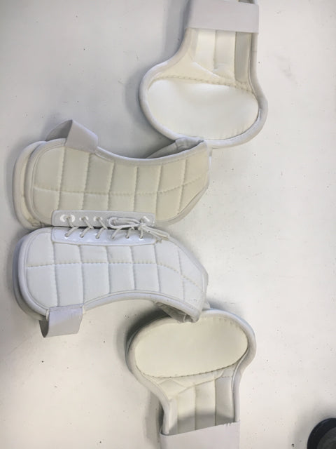 Sherwood 5030 Tradition Youth Size S/M Used Hockey Shoulder Pads