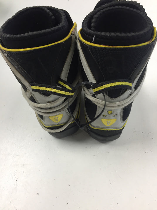 Heelside White Size Specific 3 Used Snowboard Boots