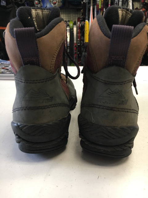 Load image into Gallery viewer, Montrail Terra-Flex Brown 7.5 Womens Used Hiking Boots
